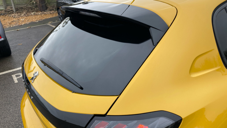 Peugeot 208 1.2 PureTech Active Premium + 5dr Petrol Hatchback